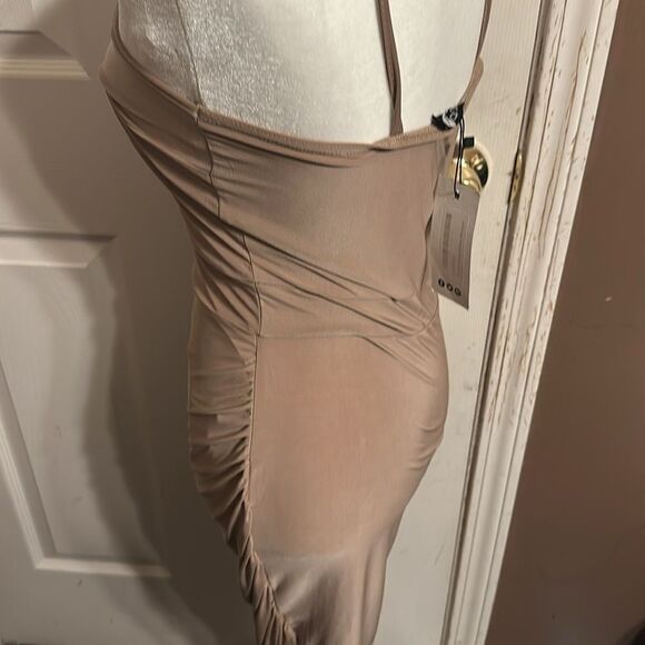 Boohoo Tall Night Draped Spandex Slip Dress NWT. Size 10 - Picture 4 of 8